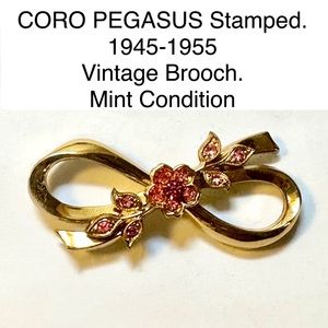 CORO Pegasus Vintage 1945-1955 Brooch Pin Jewelry Collectible